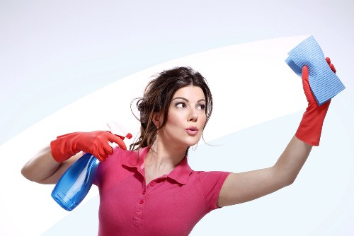New Malden Carpet Cleaners team with safety equipment and insurance focus